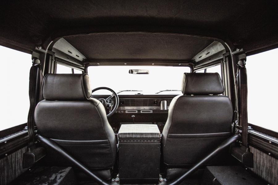 Land Rover Defender 90 by Icon 2014 года  (фото 27 из 63)